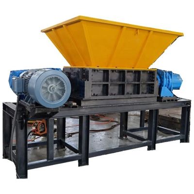 Automatische besturing Rotary Cutter Double Shaft Shredder voor rubber / tubes