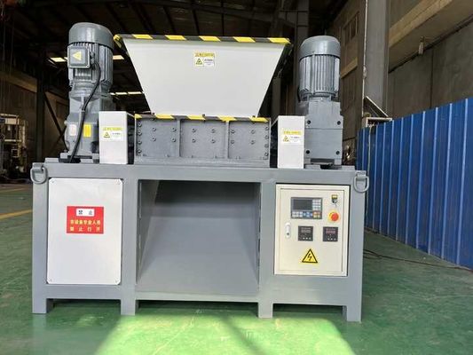 500-10000 kg/h Dubbele schacht versnipper, roterende lemmen snijder versnipper voor PE-schelpen / vaten