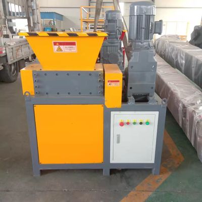 110-130 kg/h Rubbercrusher Machine Houtpallet Recycling Reifen Shredder Machine