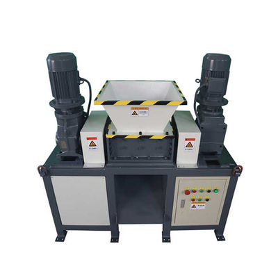 Machine voor het versnipperen van industriële afvalstoffen van kunststof Dubbele as voor houten pallet