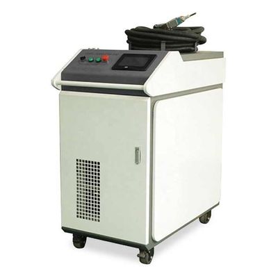 Draagbare machine voor het laseren van metalen met een laser